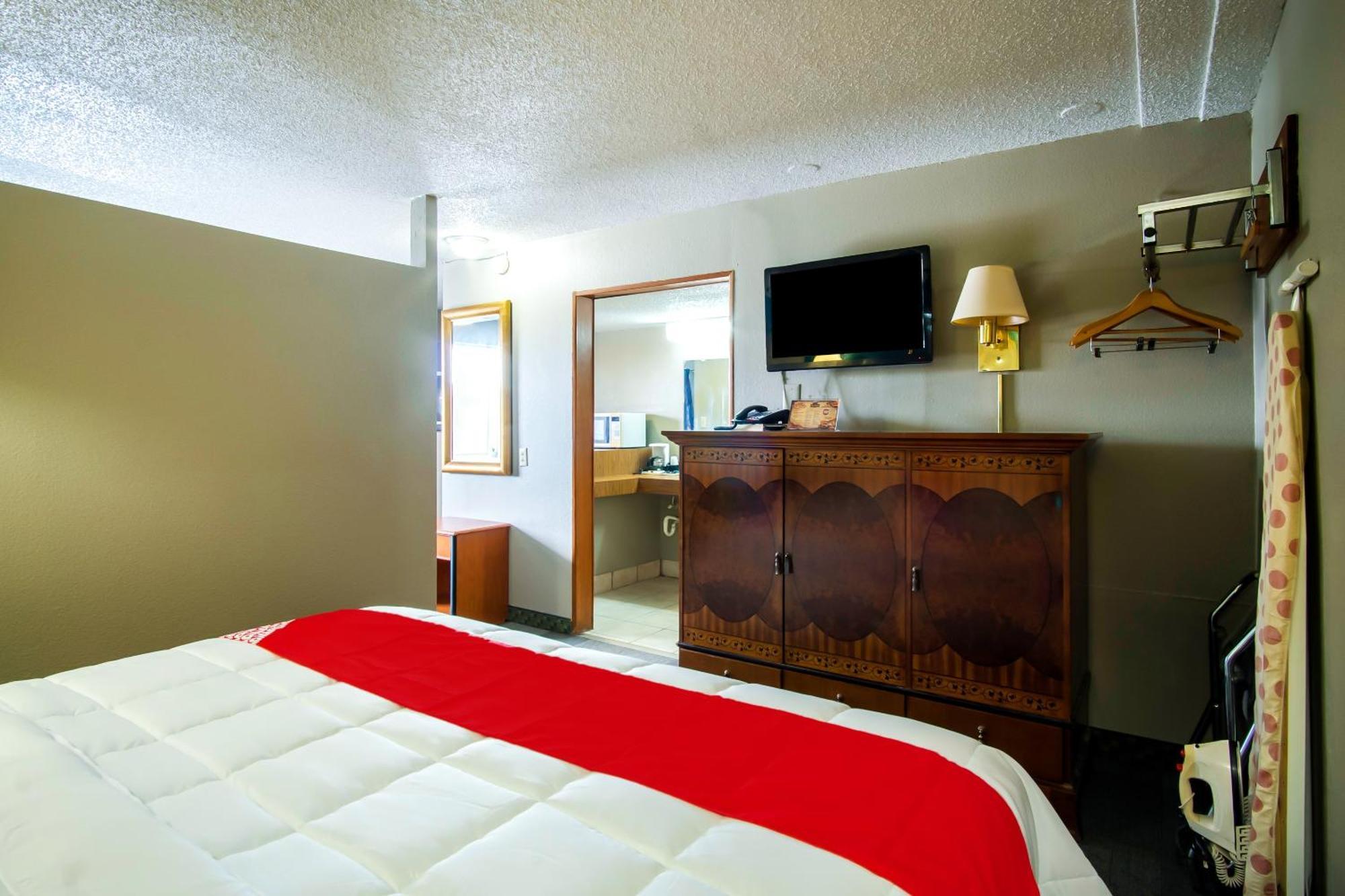 Oyo Hotel Hutchinson West 4Th Ave Kültér fotó