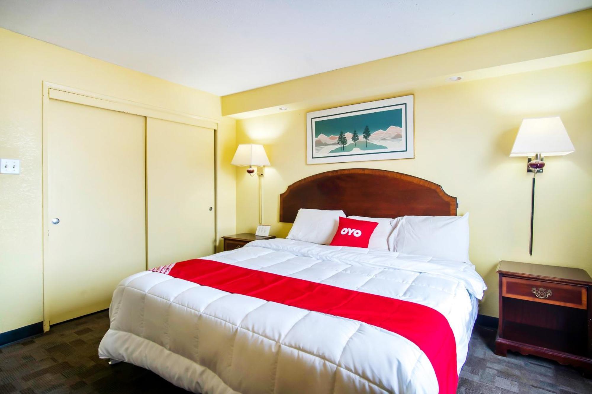 Oyo Hotel Hutchinson West 4Th Ave Kültér fotó
